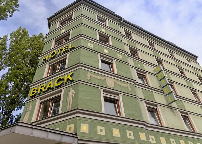 Hotel Brack